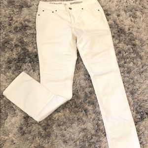 DKNY White Skinny Jean